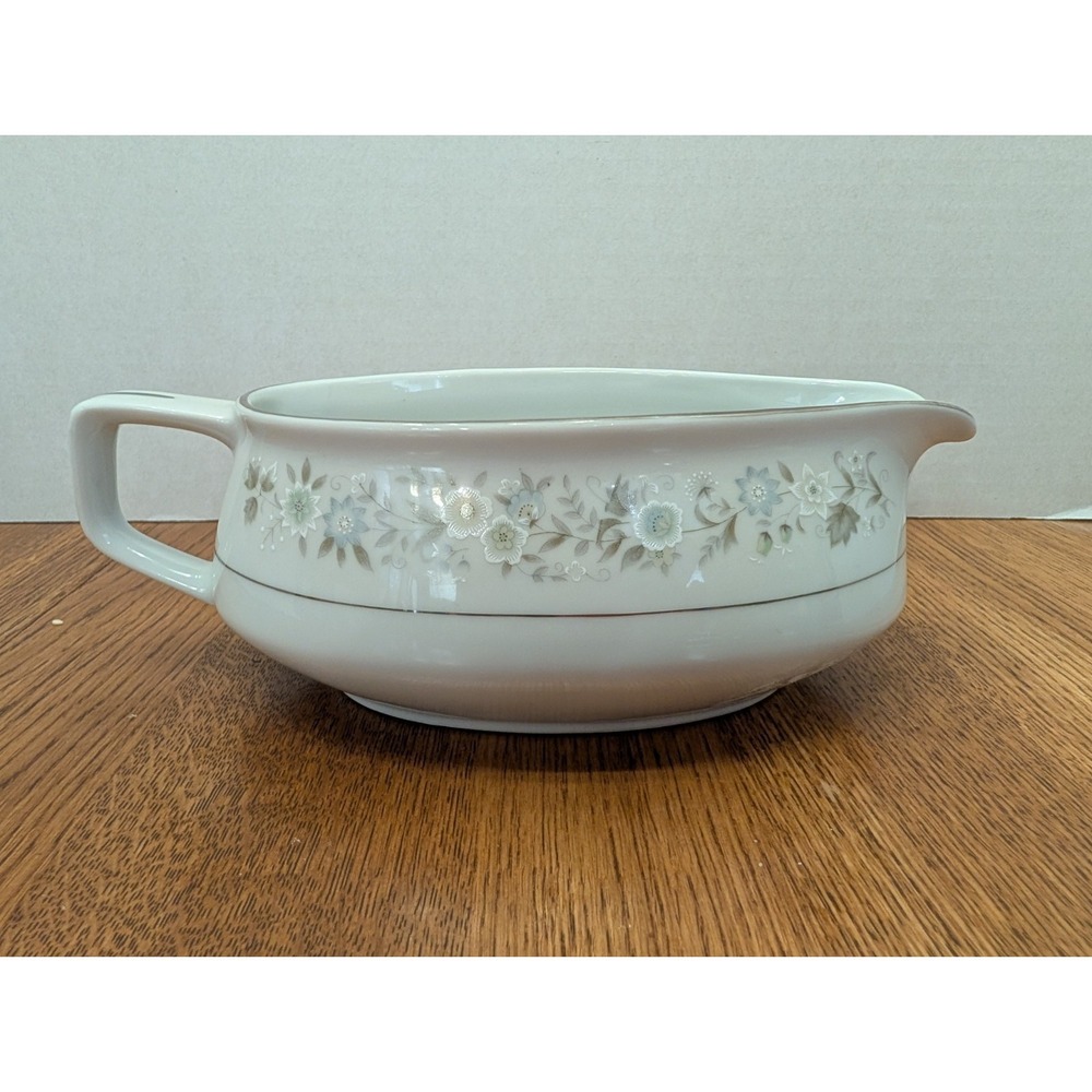 Imperial China by W Dalton 745 Wild Flower Gravy Boat/Blue/Gray/White/Silver